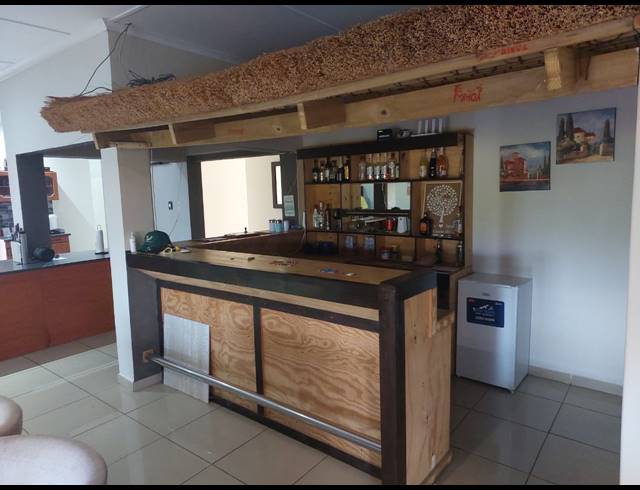 4 BEDROOM HOUSE FOR SALE IN MEER EN SEE
